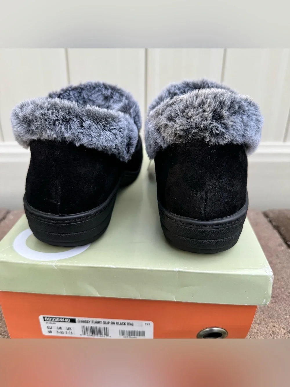 Aetrex Chrissy Furry Slip On Black - Brand New With Tags!